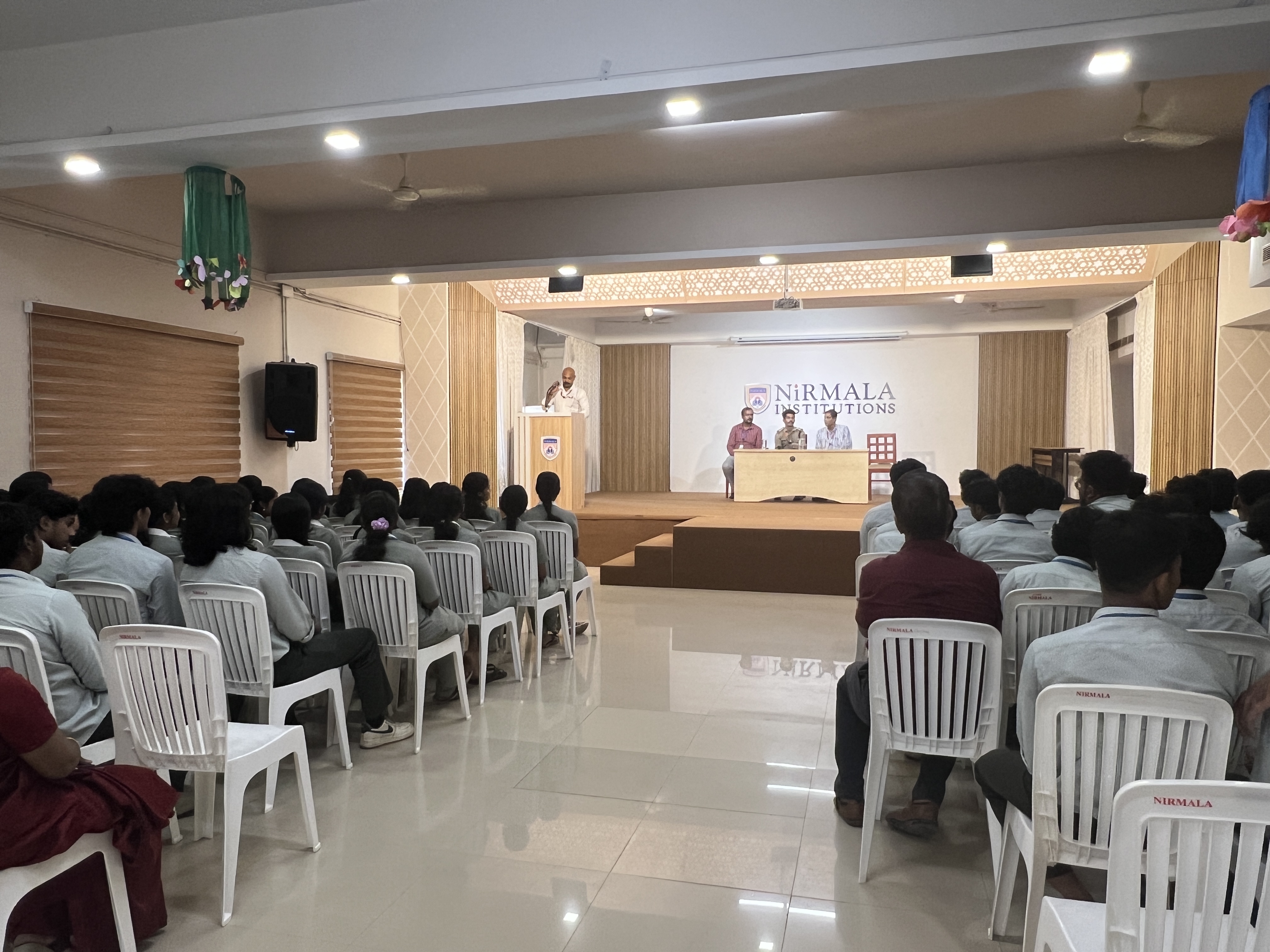     Cyber Security & Ethical Hacking Seminar